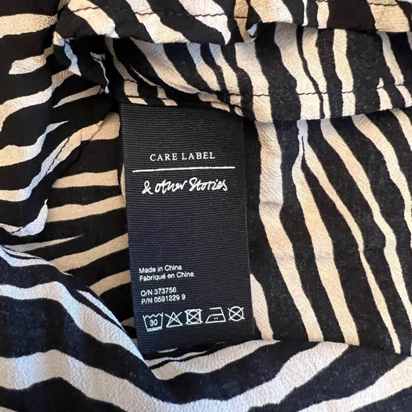 & Other Stories - Zebra Striped Oversized Button Down Blouse Shirt Sz 0 - Picture 8 of 10